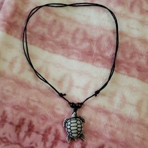 Adjustable cord turtle necklace